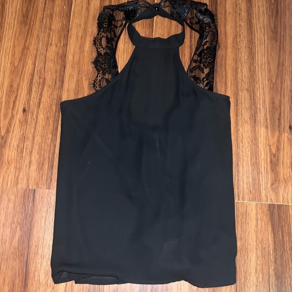NWOT open back lace black tank